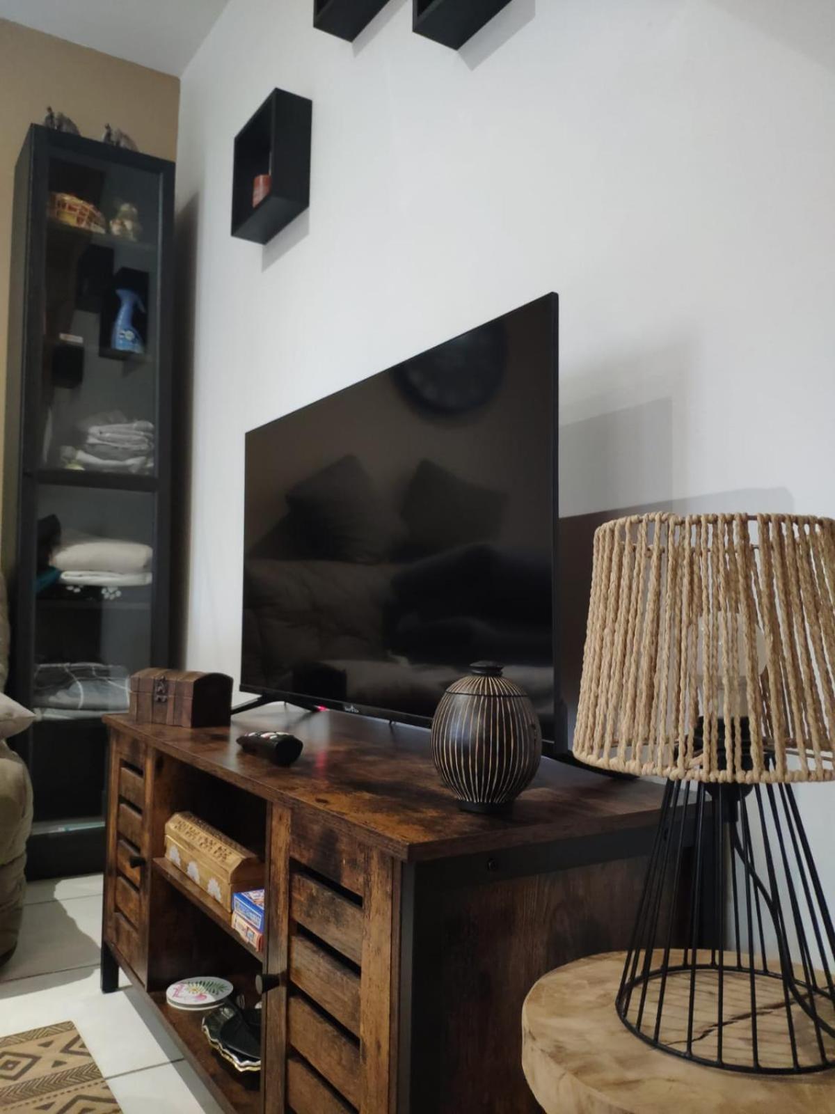 Le Namaste Charmante Maisonnette Climatisee De 45 M2 Brasles Buitenkant foto